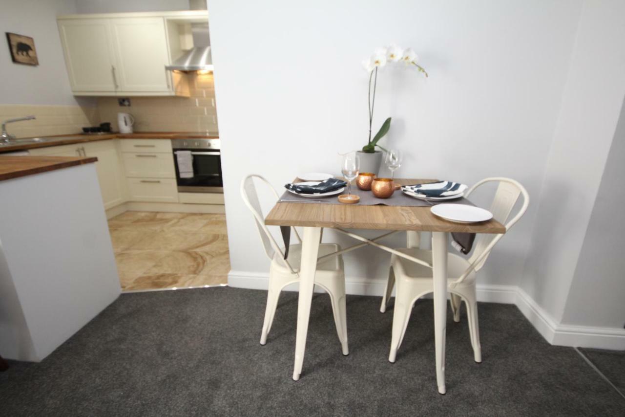 The Courtyard Apartment Leamington Spa Bagian luar foto